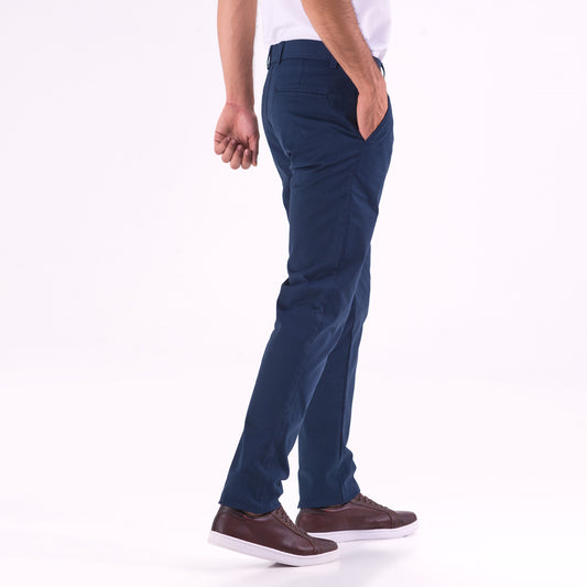 Pantalón Chino Regular Fit Color Azul Oscuro