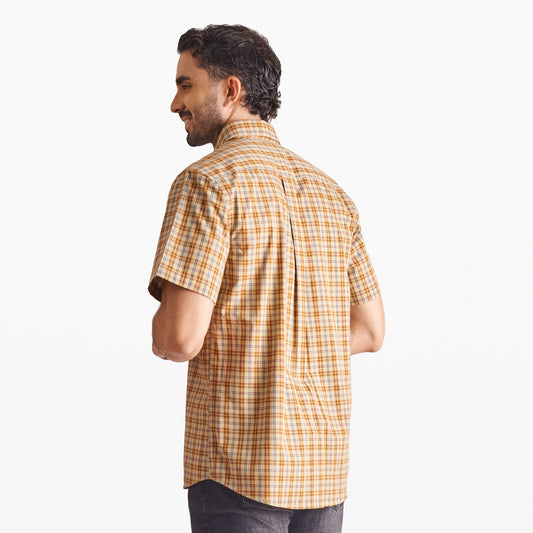 Camisa regular fit a cuadros color beige