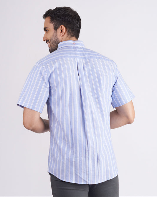 Camisa manga corta regular fit color azul medio