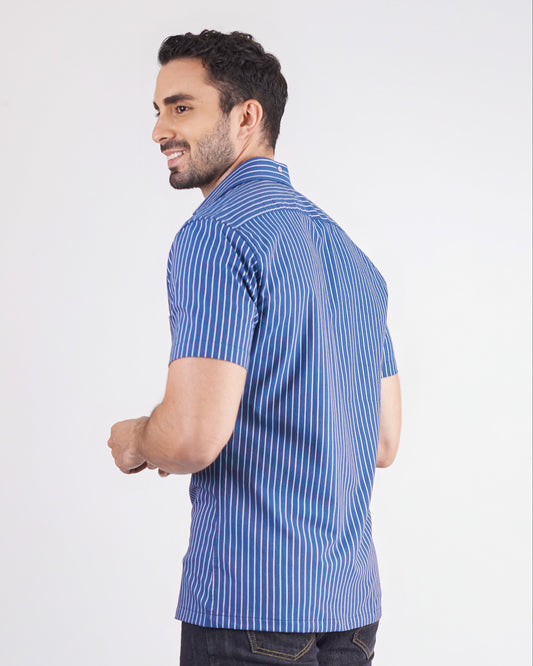 Camisa slim fit manga corta a rayas