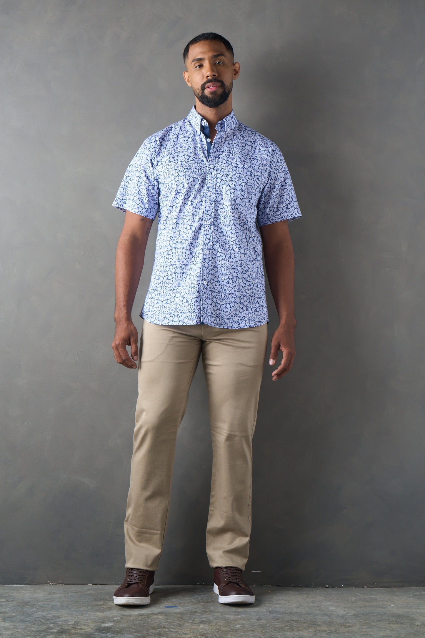 Camisa regular fit manga corta azul medio