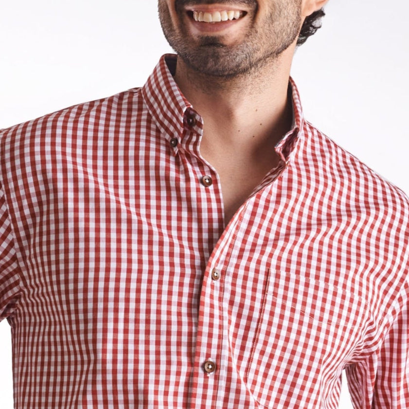 Camisa regular fit a cuadros color rojo