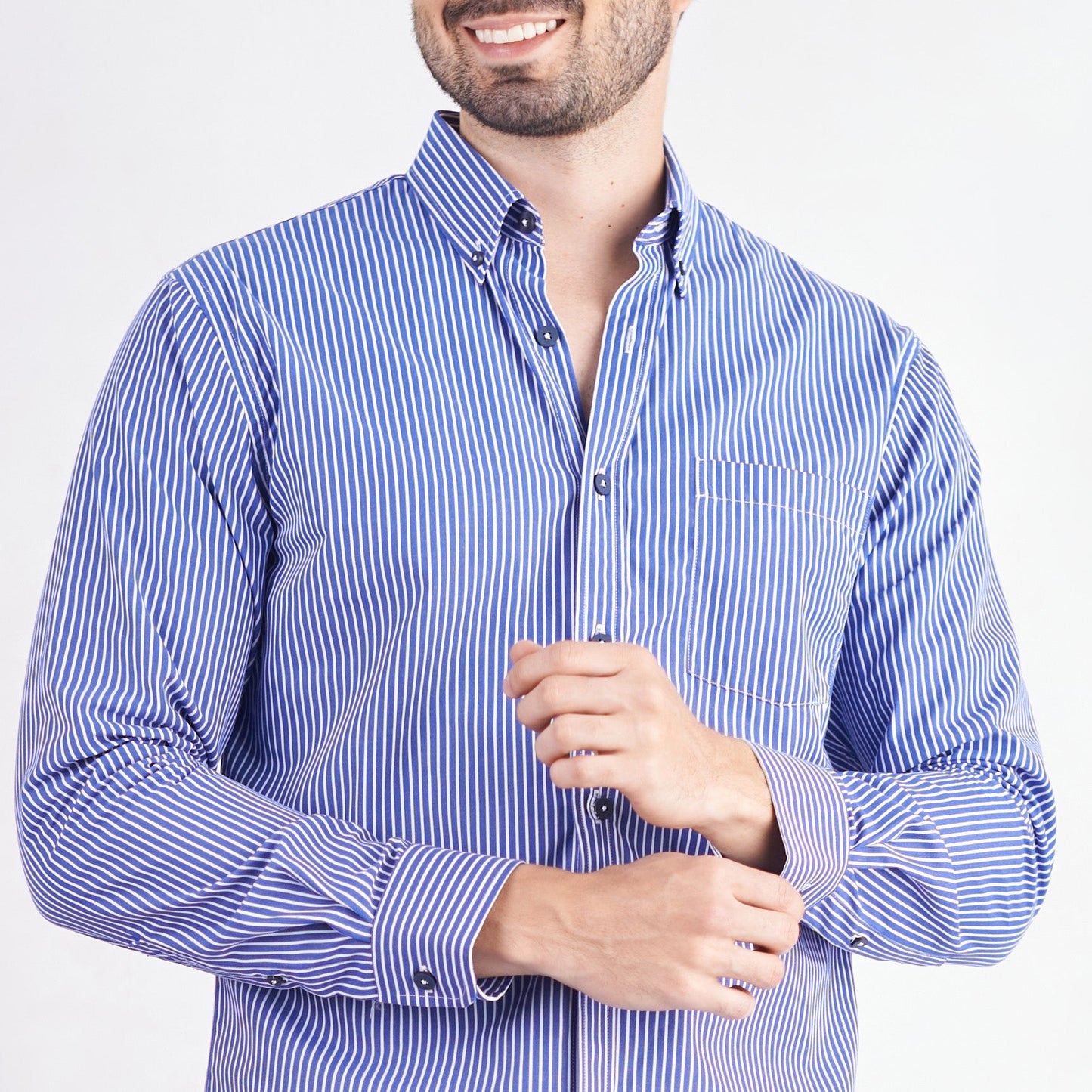 Camisa manga larga a rayas color azul