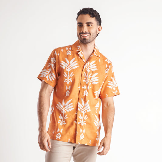 Camisa cuello solapa estampada color naranja