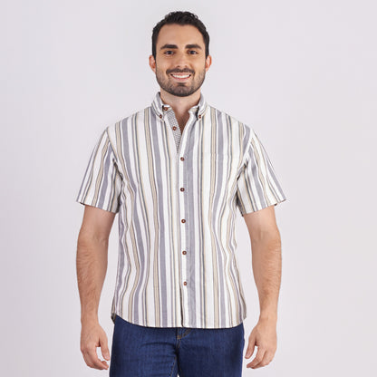 Camisa regular fit manga corta a rayas