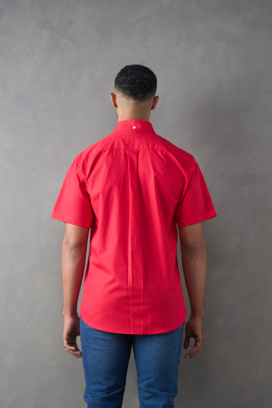 Camisa regular fit manga corta rojo