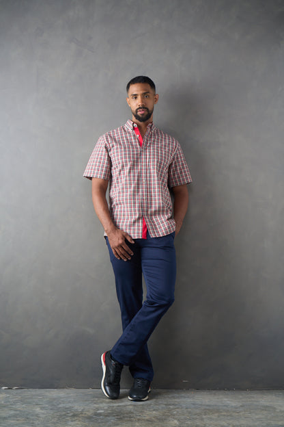 Camisa regular fit manga corta rojo
