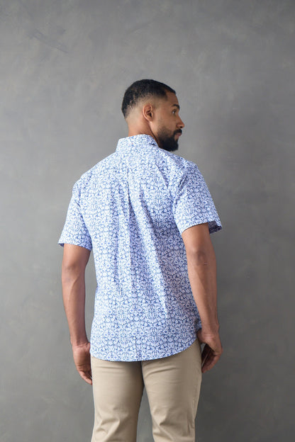 Camisa regular fit manga corta azul medio