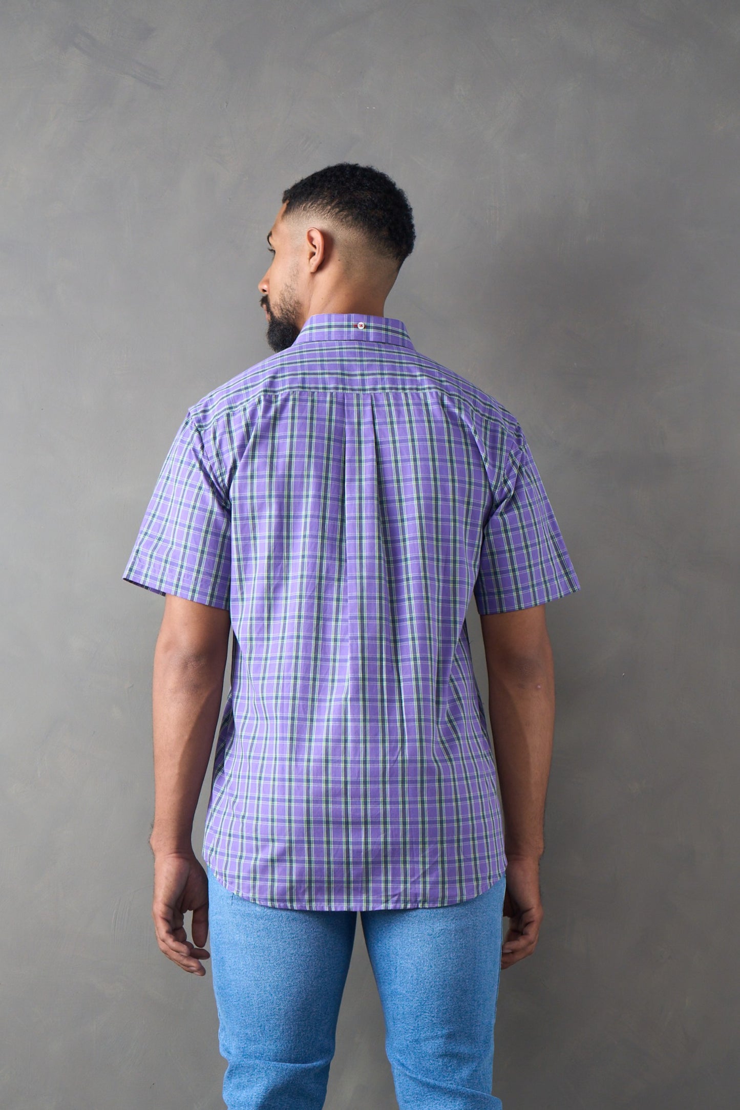 Camisa regular fit manga corta azul oscuro