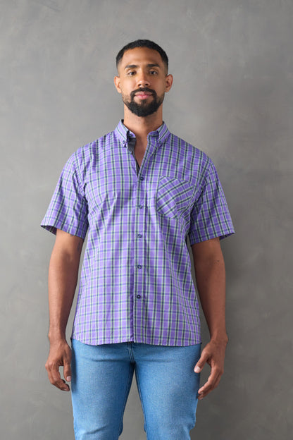 Camisa regular fit manga corta azul oscuro