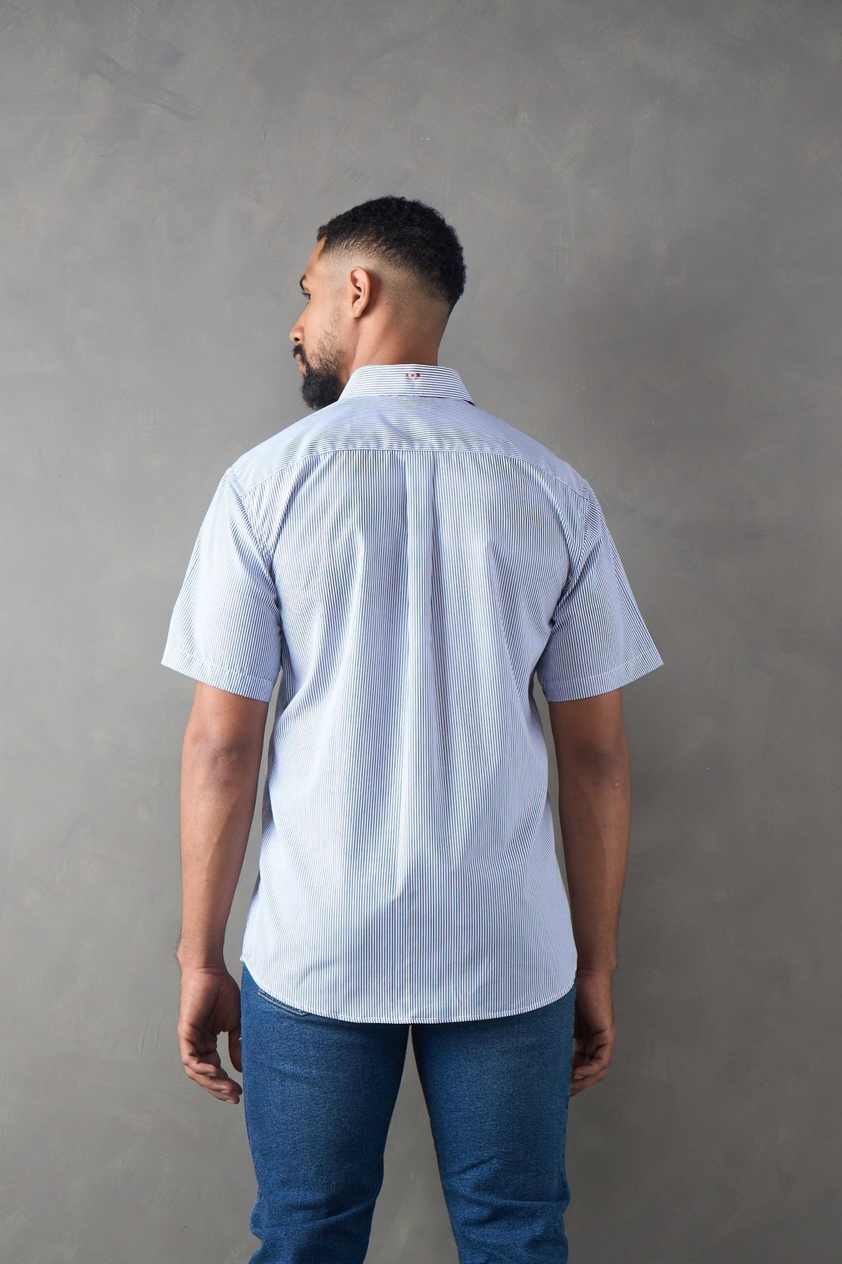 Camisa manga corta a rayas azul oscuro – rolandcolombia.com