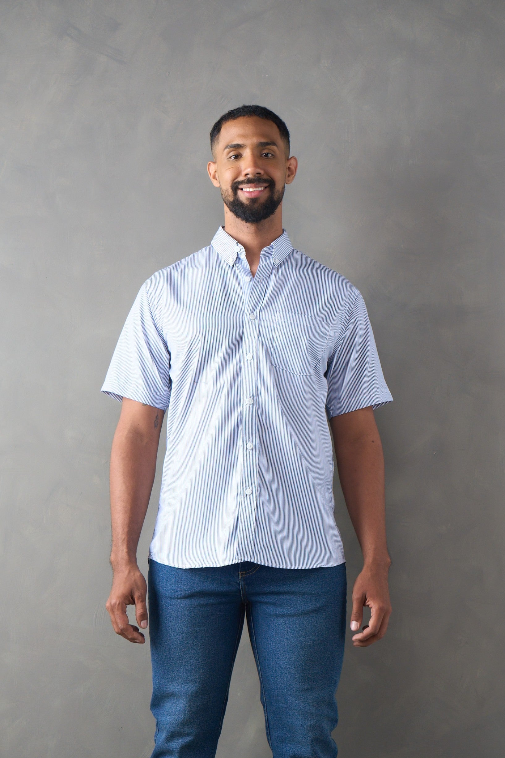 Camisa manga corta a rayas azul oscuro – rolandcolombia.com