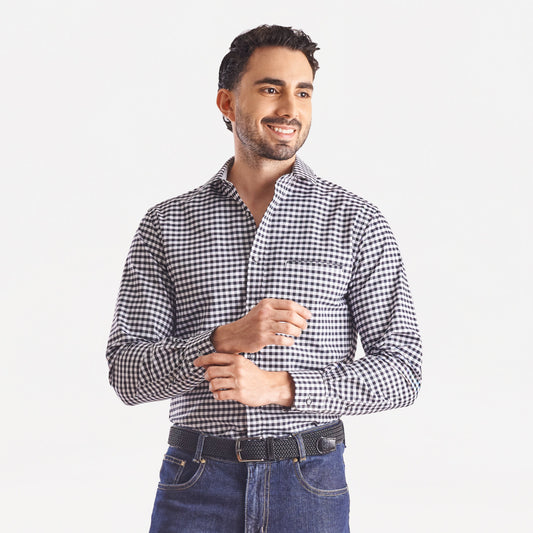 Camisa slim fit a cuadros color negro