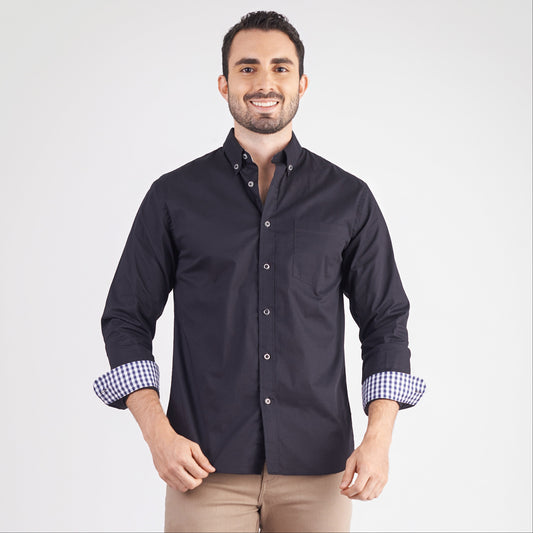Camisa regular fit color negro