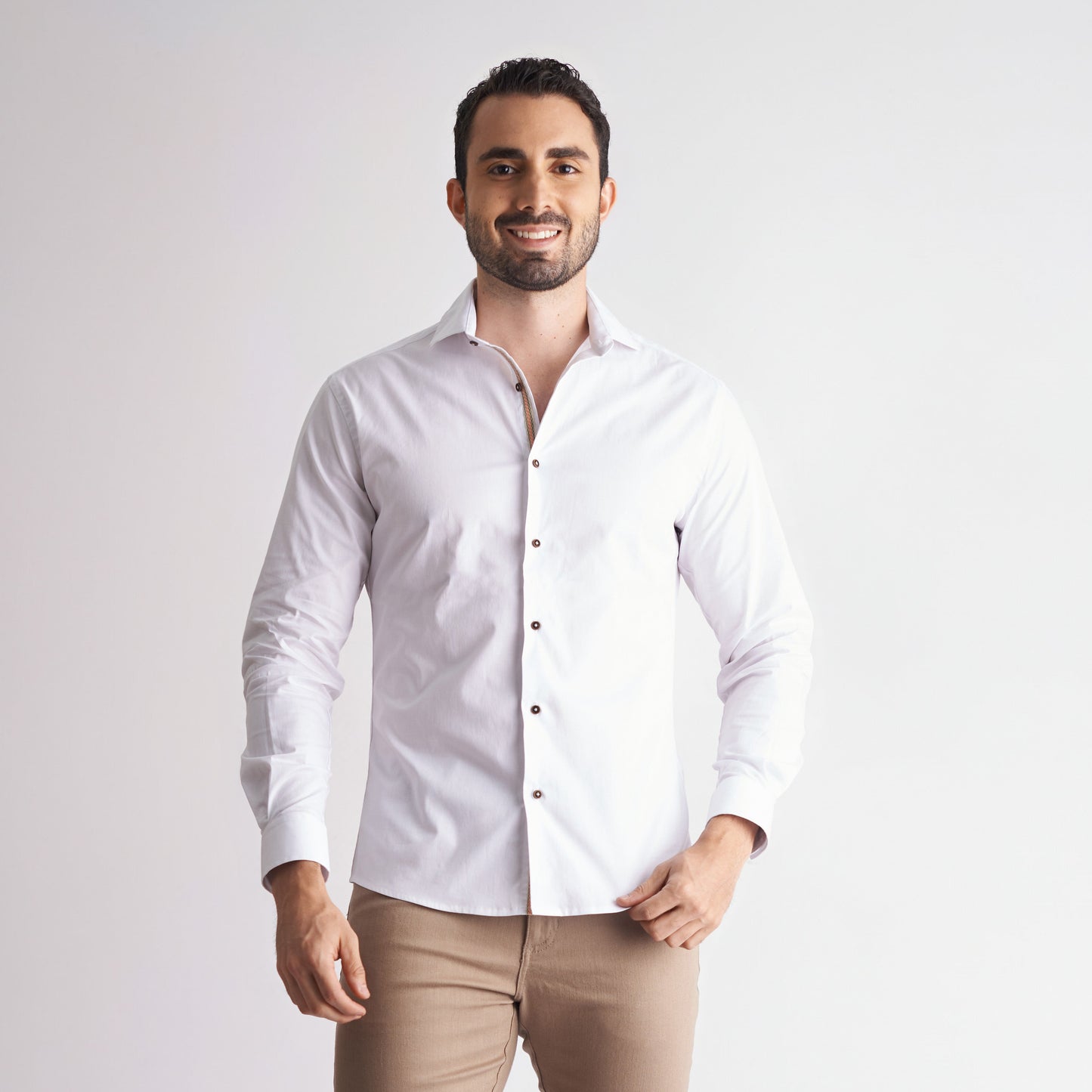 Camisa slim fit color blanco