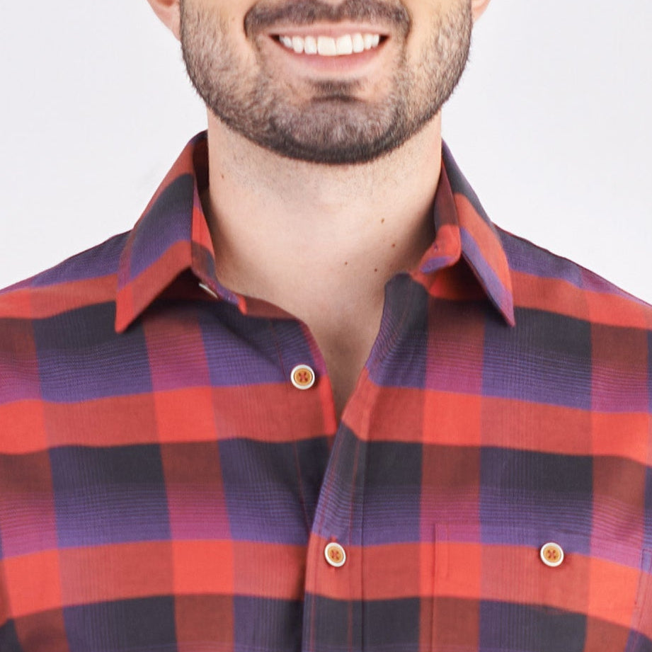 Camisa regular fit a cuadros color rojo