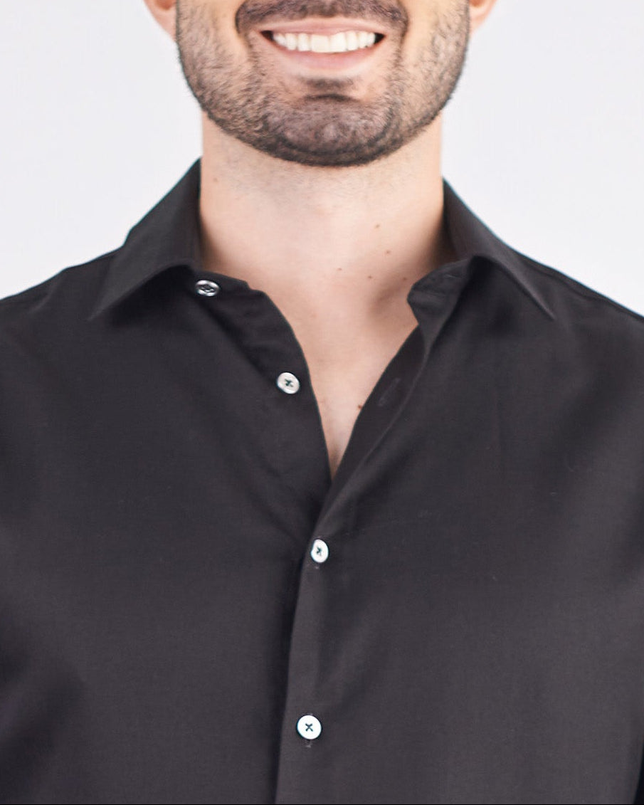 Camisa slim fit color negro 100% Lyocell