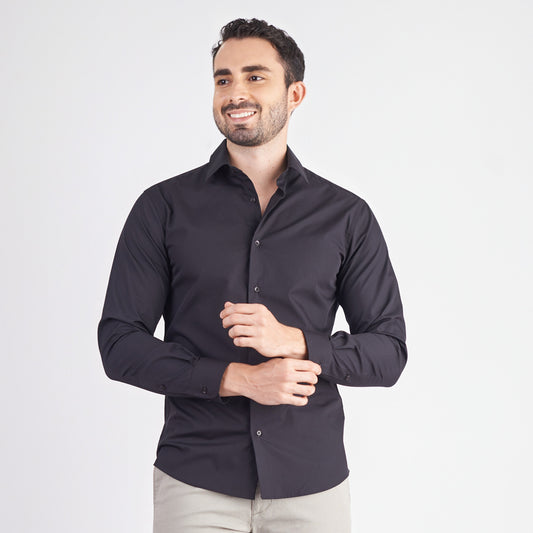 Camisa slim fit color negro