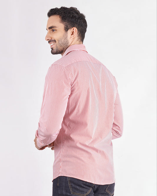 Camisa slim fit a rayas color rojo