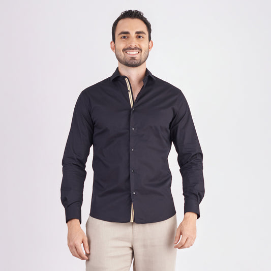 Camisa slim fit color negro