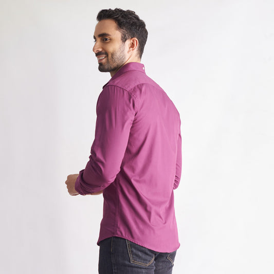 Camisa slim fit color morado
