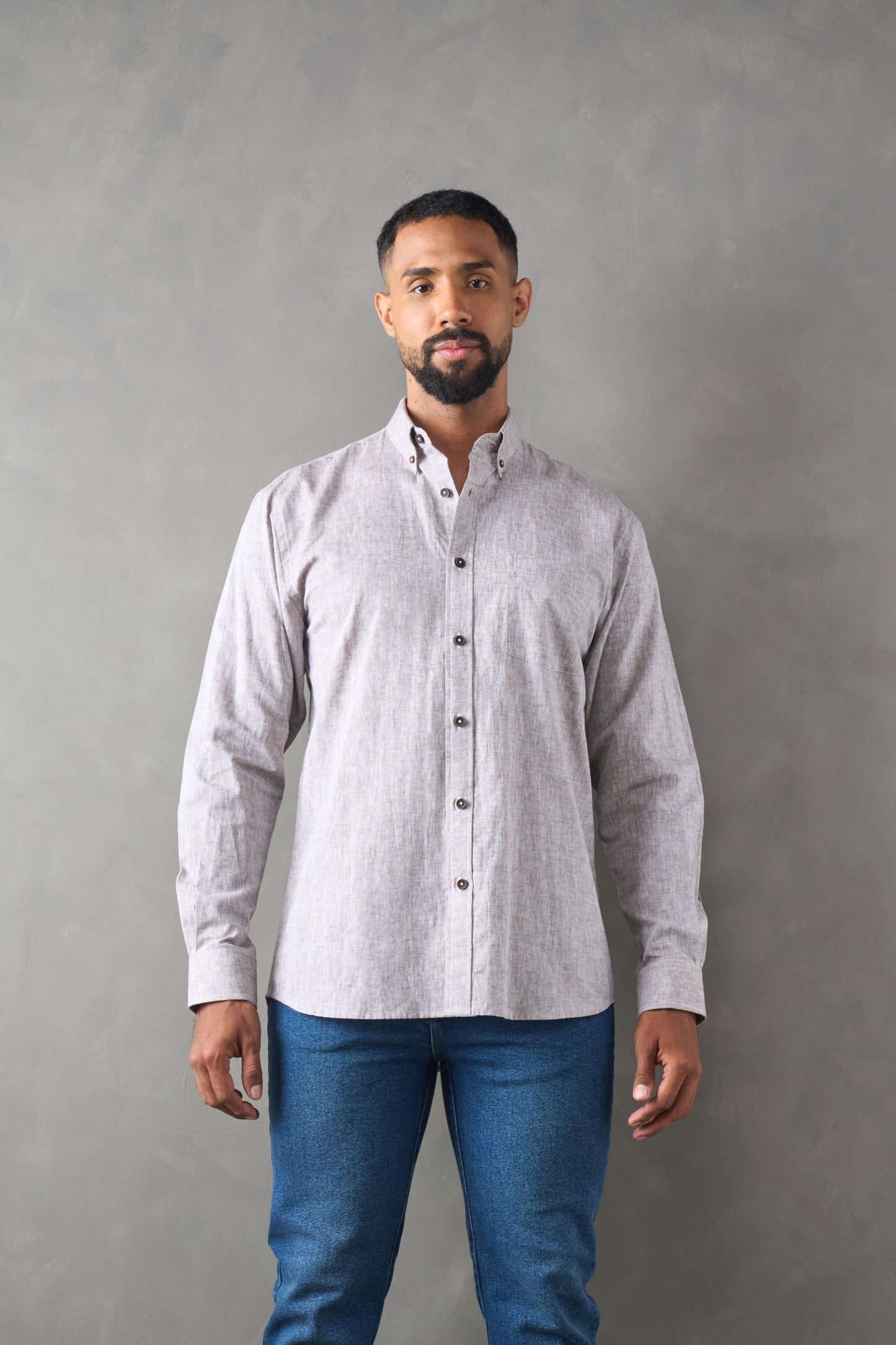 Camisa manga larga regular fit café