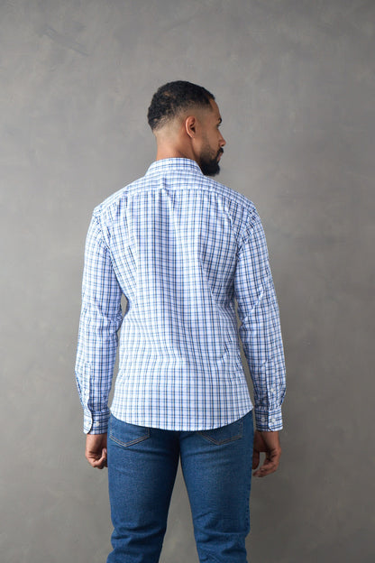 Camisa slim fit azul oscuro a cuadros