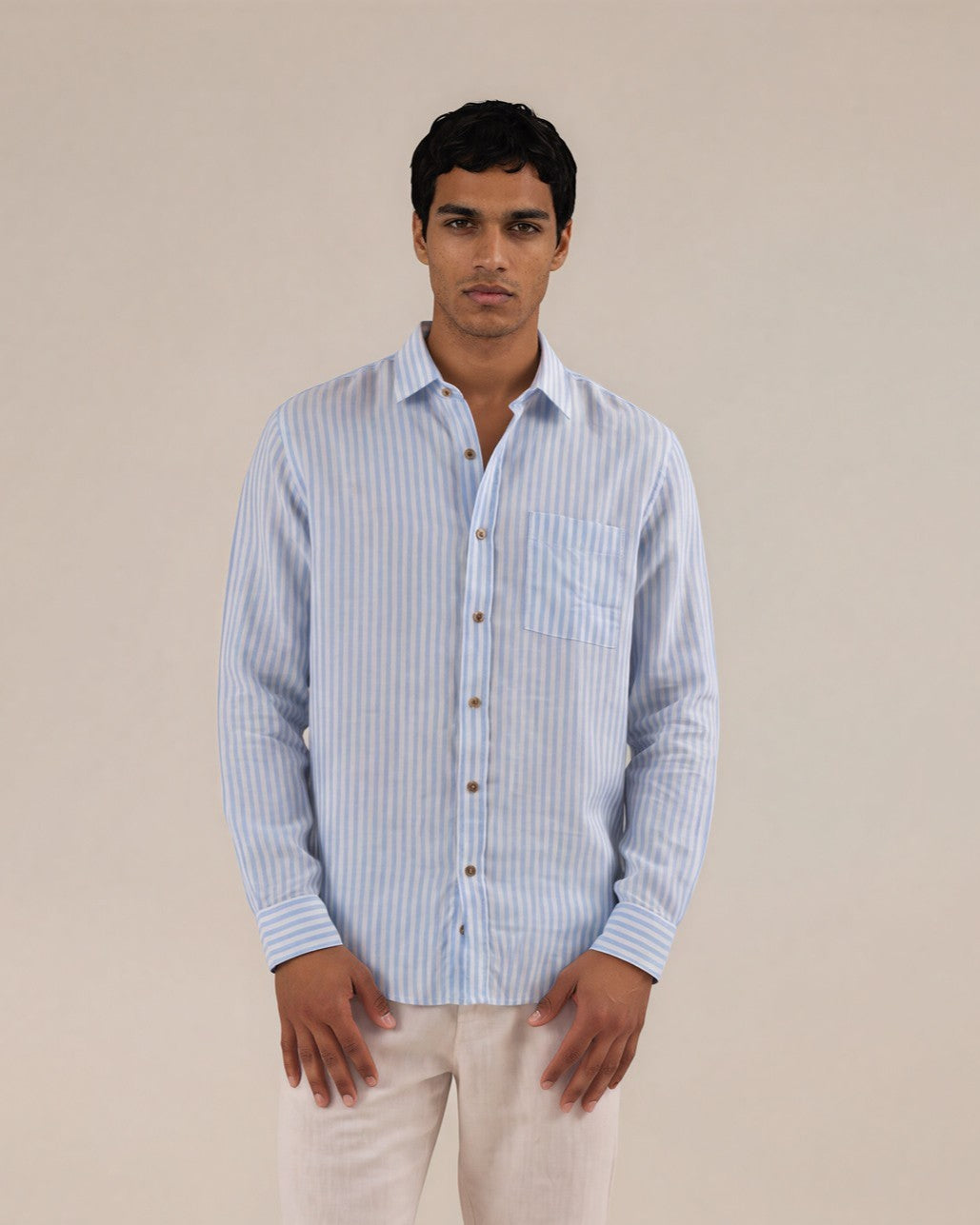 Camisa a rayas regular fit 100% lino azul medio