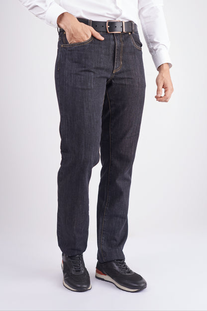 Jean slim fit color negro