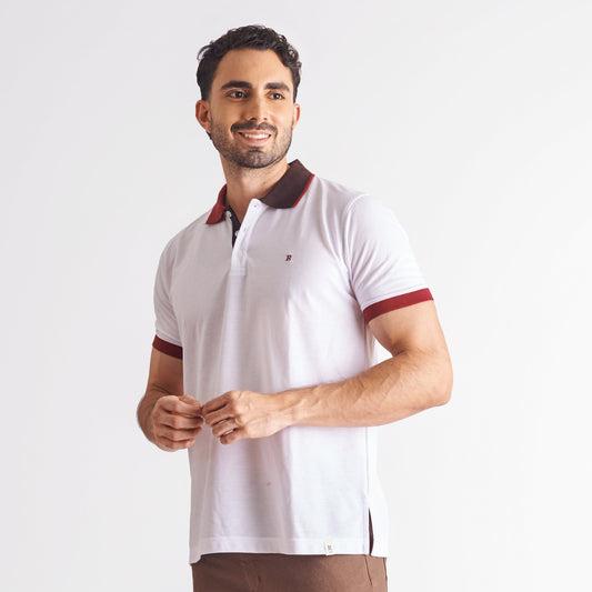 Camiseta tipo polo regular fit color blanco