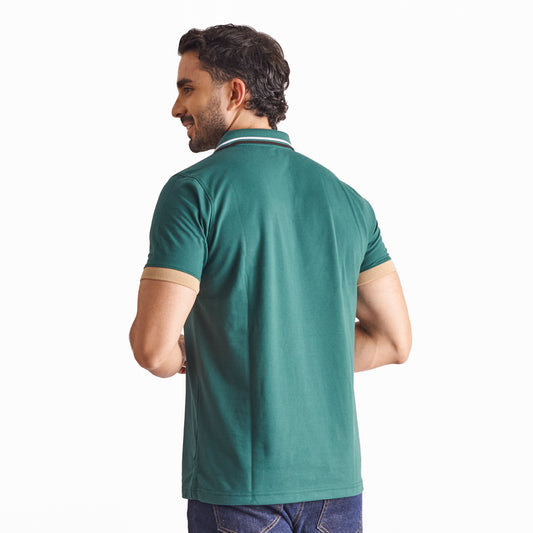 Camiseta tipo polo regular fit color verde medio
