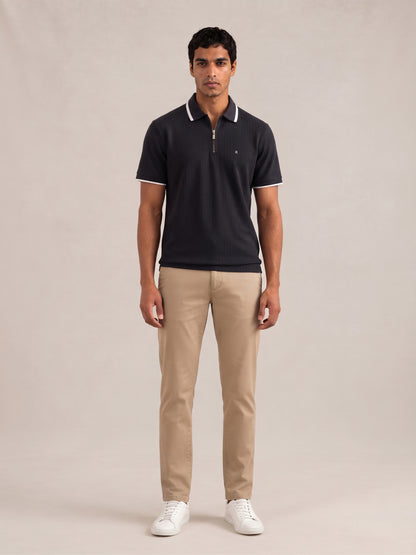 Camiseta tipo polo regular fit negro