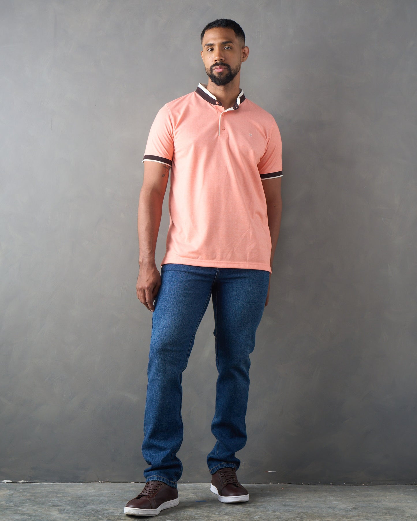 Camiseta tipo polo regular fit blanco