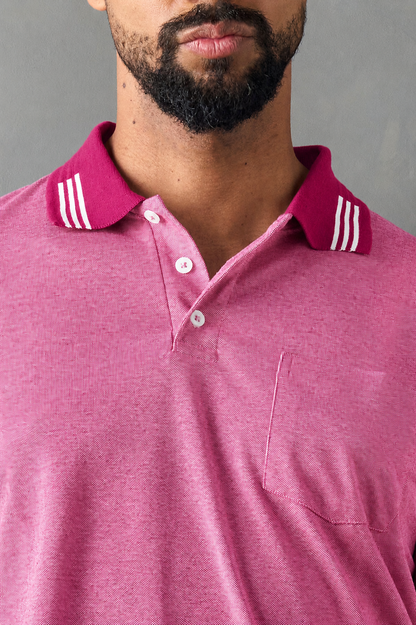 Camiseta tipo polo regular fit rosado
